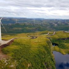 Zelená transformace pod palbou fám: Skutečný příběh norských větrníků a sámských pastvin Zelená transformace pod palbou fám: Skutečný příběh norských větrníků a sámských pastvin