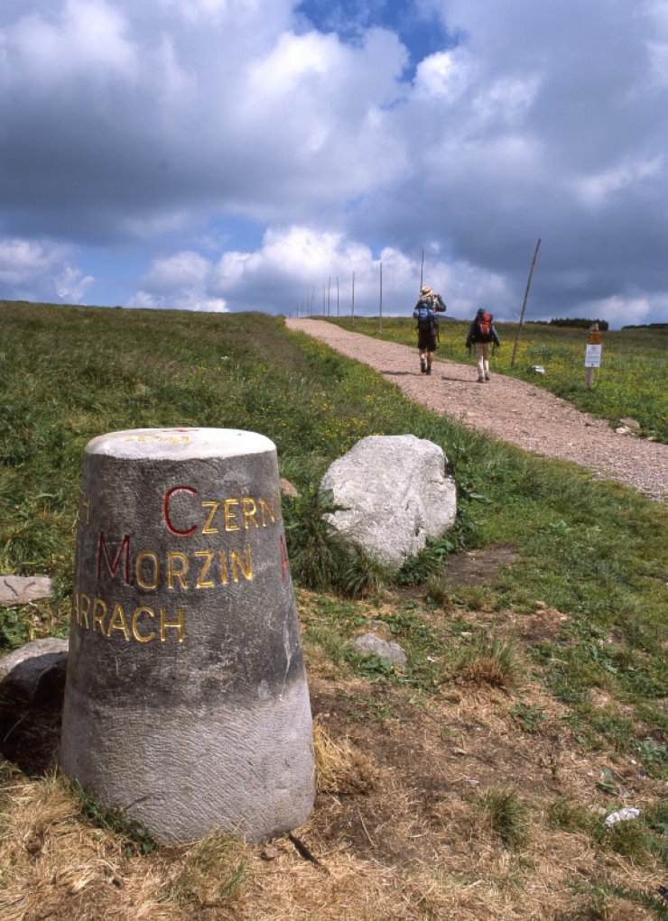 zobrazit detail snímku: Symbolický hraničník krkonošských panství