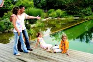 Koupací jezírko na vlastní zahradě? Splněný sen nebo noční můra? Koupací jezírko na vlastní zahradě? Splněný sen nebo noční můra?: Příklon k ekologii a obecně k ekologickému chování…