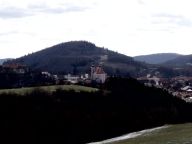 Lomnickem po stopách českého génia Járy Cimrmana Lomnickem po stopách českého génia Járy Cimrmana: Slunce se již docela silně opírá svými paprsky o mou…