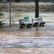 Mohli jsme se připravit lépe? Může za současné povodně klimatická změna?