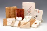 Ruční výroba papíru Ruční výroba papíru: Pomalu nám začíná podzim a s ním období sychravého…