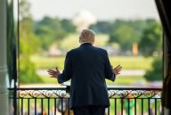 Zahrada moci a moc přírody: Od betonové zahrady Bílého domu po zelený Pražský hrad Zahrada moci a moc přírody: Od betonové zahrady Bílého domu po zelený Pražský hrad: Příběh o tom, jak byla legendární Růžová zahrada…